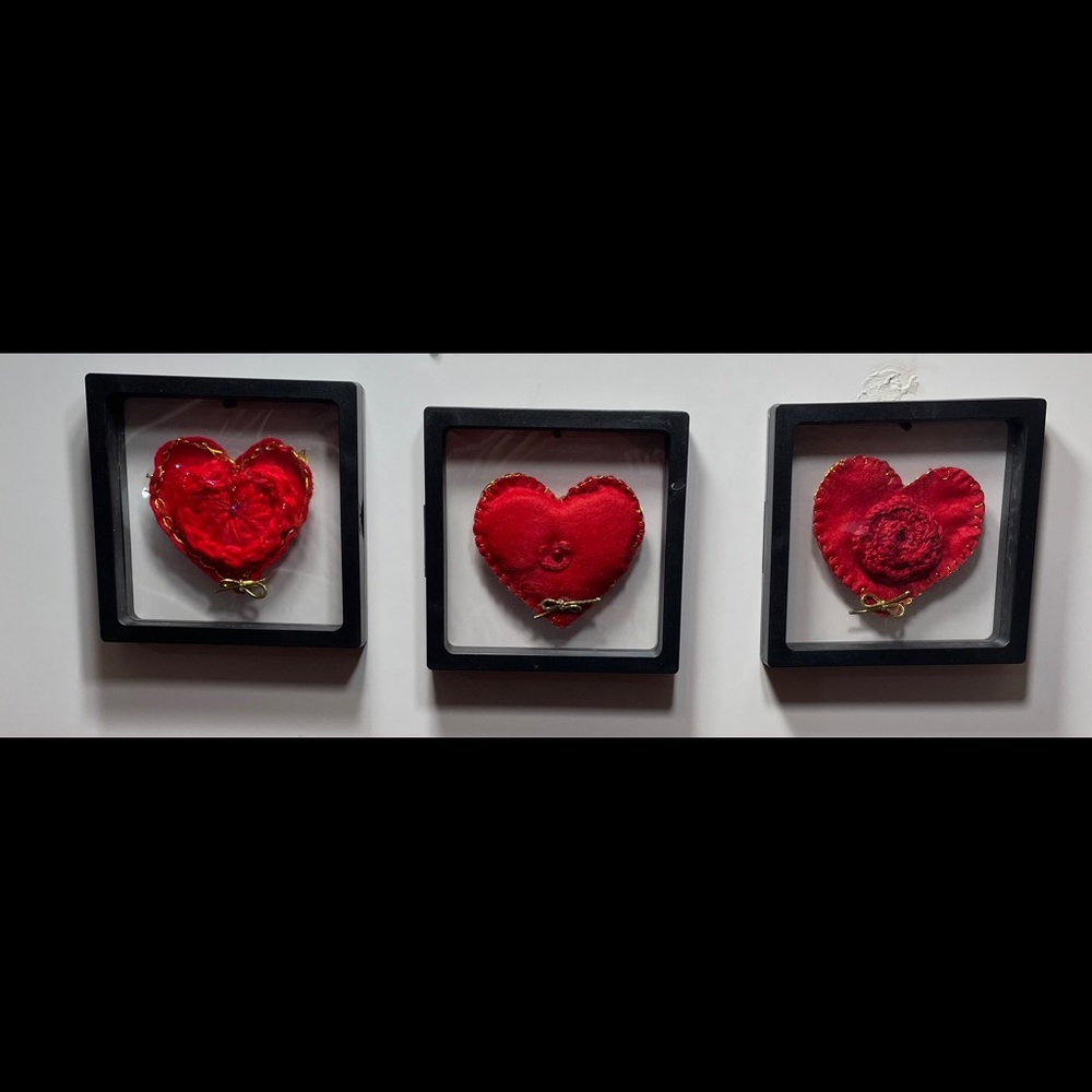 Heart frame - Picture 3 of 3